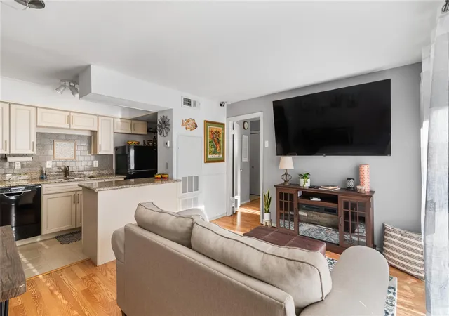 4th image of 13151 Walden Rd #161, Montgomery, TX 77356 | MLS# 6484278