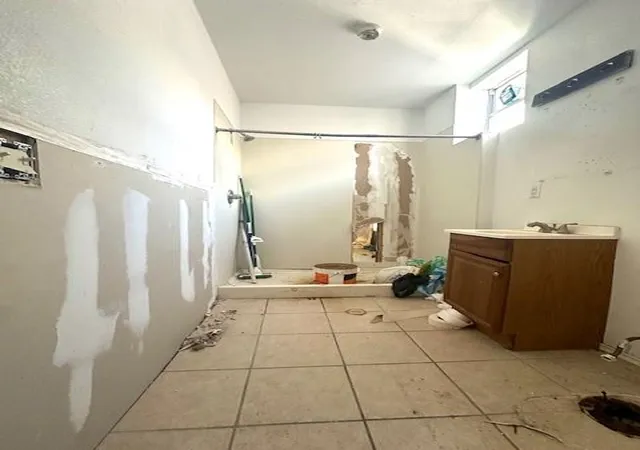Photo 3 of Sale Pending at 1211 Avenue K Avenue, Galveston, TX 77550 | MLS# 19975491 | Listing updated on 2026-09-02