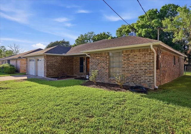 Homes for sale in Beaumont, TX | 9420 Gross St, Beaumont, TX 77707 | MLS# 70912201