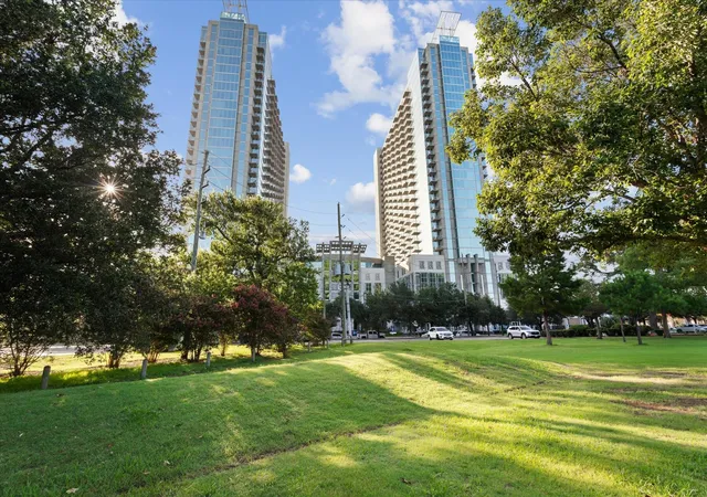 46th image of 5925 Almeda Rd #10902, Houston, TX 77004 | MLS# 79661744