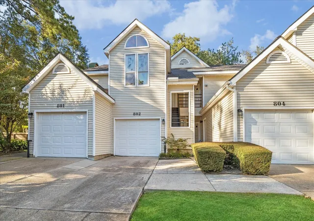 Homes for sale in Kingwood, TX | 3317 Golden Trails Dr #802, Kingwood, TX 77345 | MLS# 30935592