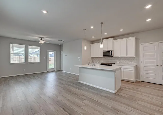 Photo 2 of Single family home for sale at 17613 Rosette Grass Dr, Conroe, TX 77385 | MLS# 59099819 | Listing updated on 2026-07-28