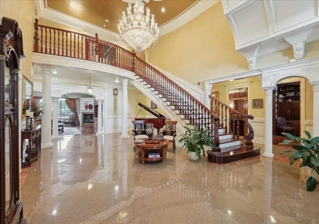 5th image of 7510 Shadow Creek Dr, Beaumont, TX 77707 | MLS# 95571080