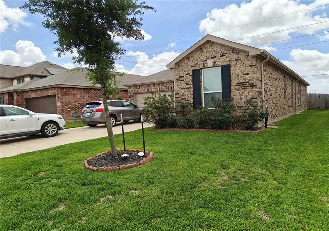 2nd image of 1270 Glendora Dr, Rosharon, TX 77583 | MLS# 47311007