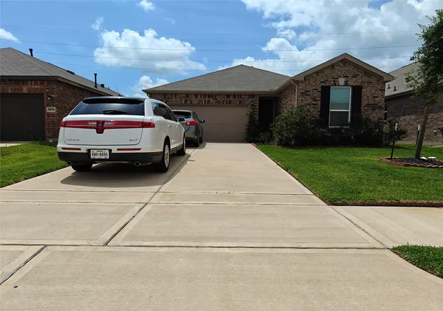 5th image of 1270 Glendora Dr, Rosharon, TX 77583 | MLS# 47311007