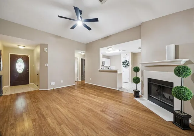 3rd image of 18135 Eganville Cir, Tomball, TX 77377 | MLS# 35037114