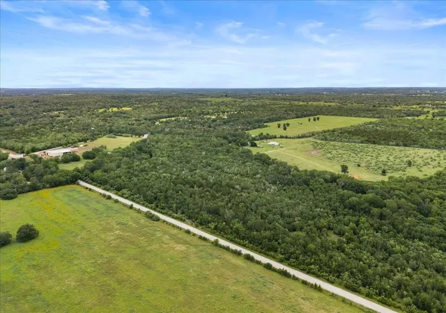 Homes for sale in Waelder, TX | 000 Charcoal Rd, Waelder, TX 78959 | MLS# 86406777