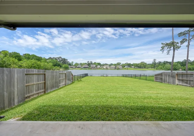 1st image of 622 Paisley Harbor Ct, Conroe, TX 77304 | MLS# 73390581