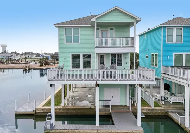 Homes for sale in Jamaica Beach, TX | 16700 Montego Wy, Jamaica Beach, TX 77554 | MLS# 14891411