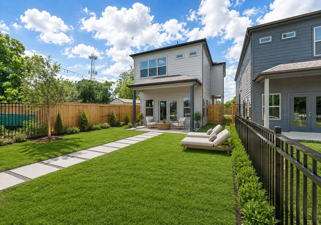 4th image of 13503 Ivy Vine Ln, Houston, TX 77047 | MLS# 8825072