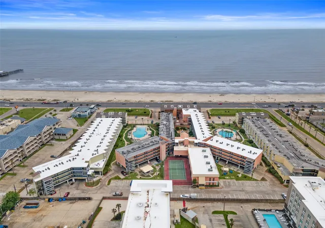 12th image of 6300 Seawall Blvd #8103, Galveston, TX 77551 | MLS# 12951649