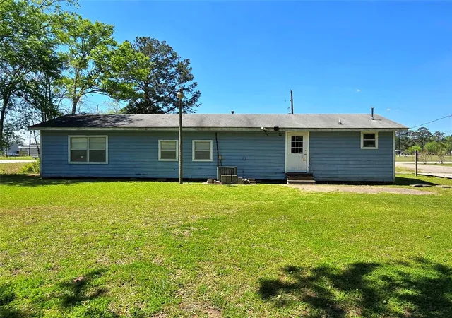 4th image of 620 Easy St, Cleveland, TX 77327 | MLS# 37195865