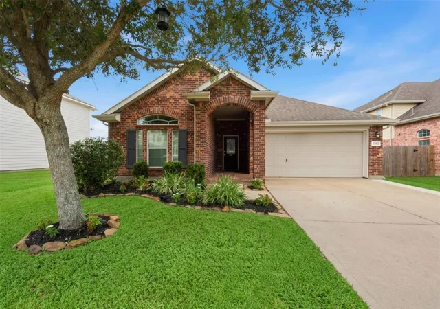 1st image of 1284 Pinto Pass, Alvin, TX 77511 | MLS# 96617858