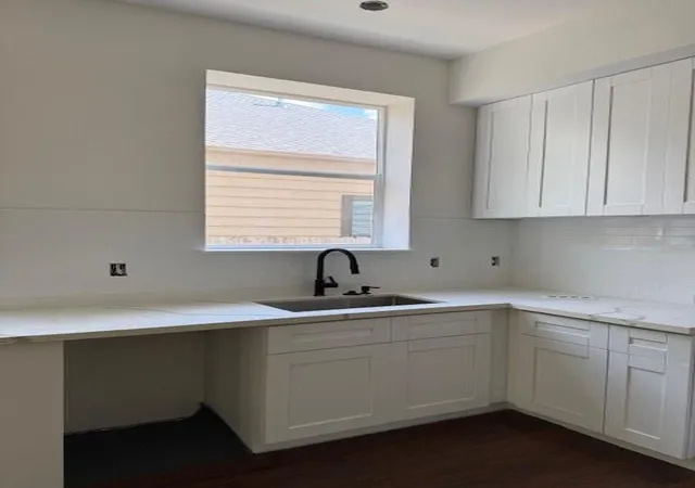 Photo 3 of Single family home for sale at 4607 Clover St, Houston, TX 77051 | MLS# 70988604 | Listing updated on 2026-05-04
