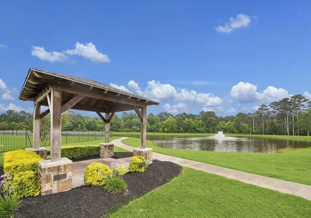 31st image of 30943 Spring Lake Blvd, Tomball, TX 77375 | MLS# 87895850