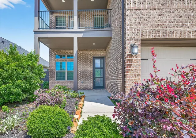 Photo 3 of Single family home for sale at 4207 Maple Glen Dr, Fulshear, TX 77441 | MLS# 49766805 | Listing updated on 2026-08-06