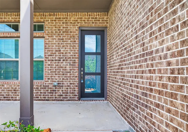 Photo 4 of Single family home for sale at 4207 Maple Glen Dr, Fulshear, TX 77441 | MLS# 49766805 | Listing updated on 2026-08-06