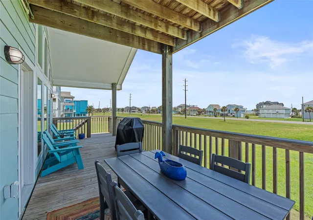 5th image of 18603 Shaman Dr, Galveston, TX 77554 | MLS# 66598547