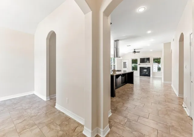 Photo 2 of Single family home for sale at 3676 Pin Oak Dr, Conroe, TX 77301 | MLS# 11580756 | Listing updated on 2026-09-20