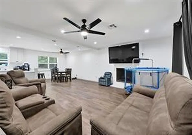 3rd image of 2630 Centurian Cir, New Caney, TX 77357 | MLS# 83369772