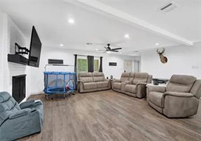 4th image of 2630 Centurian Cir, New Caney, TX 77357 | MLS# 83369772