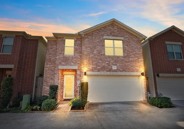 Photo 1 of Single family home for sale at 3739 Main Poplar Dr, Houston, TX 77025 | MLS# 94572704 | Listing updated on 2026-08-18