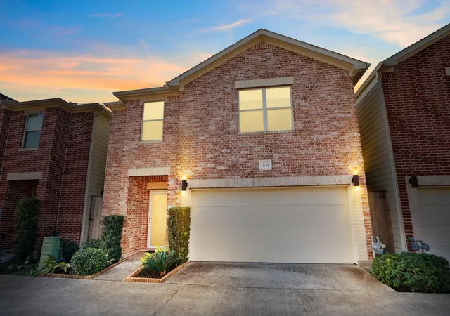 Photo 39 of Single family home for sale at 3739 Main Poplar Dr, Houston, TX 77025 | MLS# 94572704 | Listing updated on 2026-10-02