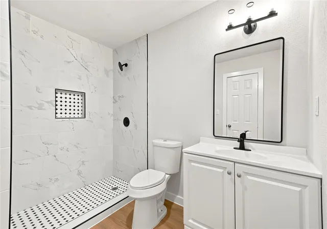 Photo 3 of Single family home for sale at 8414 Schiro Rd, Hitchcock, TX 77563 | MLS# 5238657 | Listing updated on 2026-09-08