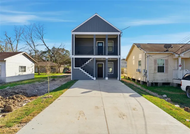 1st image of 9722 Tuffly St, Houston, TX 77029 | MLS# 38854282