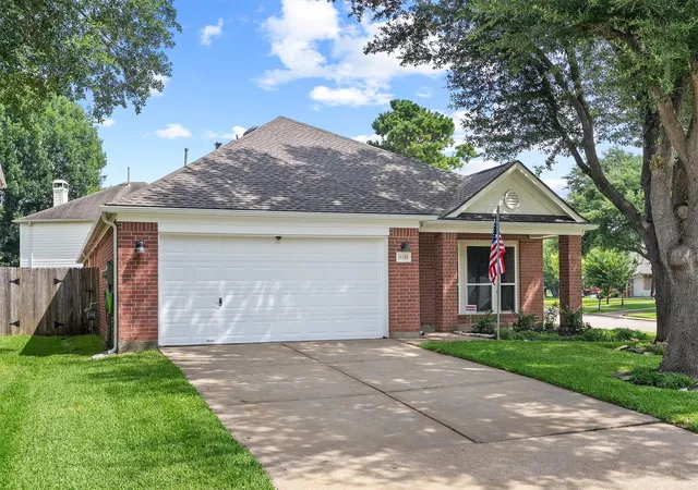 Photo 2 of Single family home for sale at 15335 Misty Dawn Trl, Cypress, TX 77433 | MLS# 42718631 | Listing updated on 2026-09-13