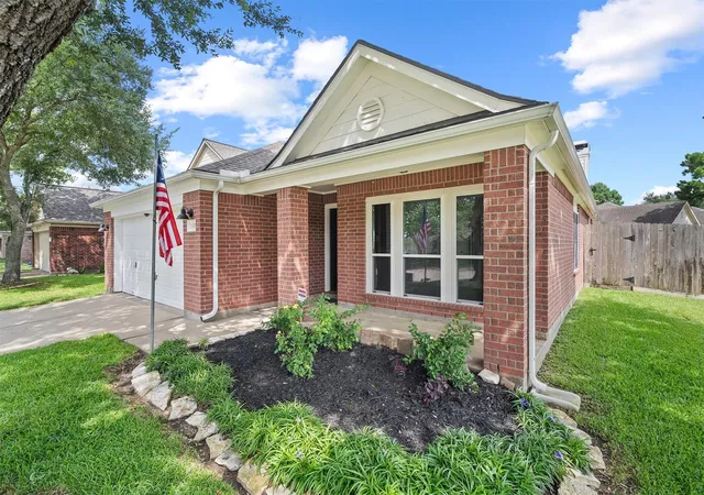 Photo 3 of Single family home for sale at 15335 Misty Dawn Trl, Cypress, TX 77433 | MLS# 42718631 | Listing updated on 2026-09-13