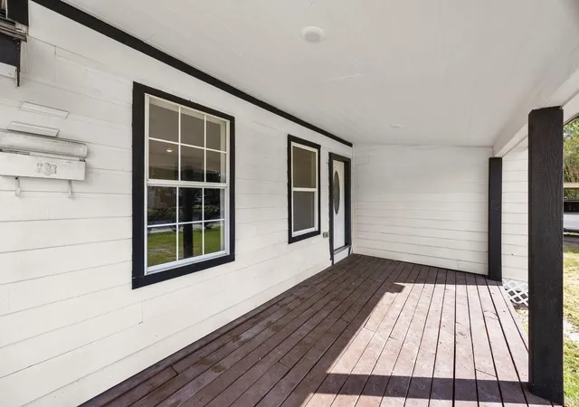 5th image of 905 Elm Ave, Pasadena, TX 77506 | MLS# 84147569