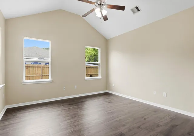 4th image of 3618 Rockingham St, Houston, TX 77051 | MLS# 52243797
