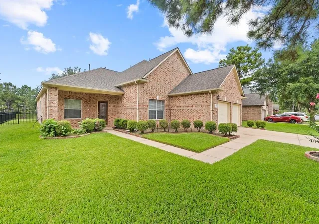 Photo 1 of Single family home for sale at 17007 Locust Springs Dr, Houston, TX 77095 | MLS# 7863201 | Listing updated on 2026-09-06