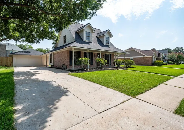 50th image of 4711 Burning Tree Dr, Baytown, TX 77521 | MLS# 58101447