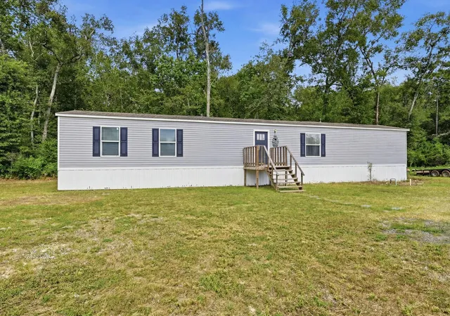 Photo 2 of Single family home for sale at 216 Newman Ct, Conroe, TX 77303 | MLS# 29453760 | Listing updated on 2026-08-31