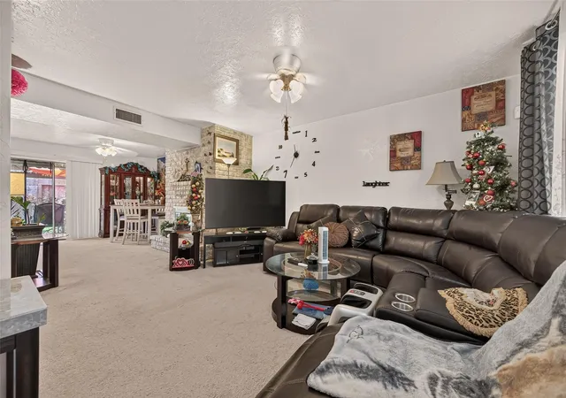4th image of 14769 Perthshire Rd, Houston, TX 77079 | MLS# 50027003