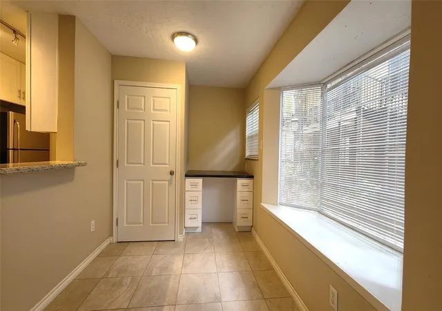 3rd image of 3224 Timmons Ln #129, Houston, TX 77027 | MLS# 97098066