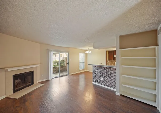 Condominium at 11201 Lynbrook Dr #3101, Houston, TX 77042 | MLS# 88813550 | | Sold on 2025-05-06