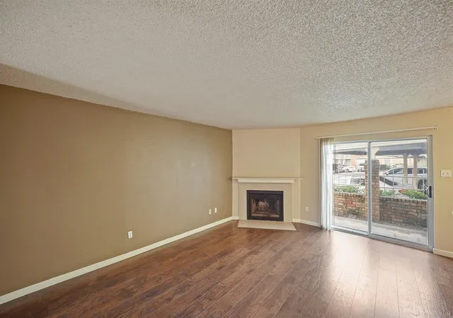 Photo 1 of Condominium at 11201 Lynbrook Dr #3101, Houston, TX 77042 | MLS# 88813550 | | Sold on 2025-05-06