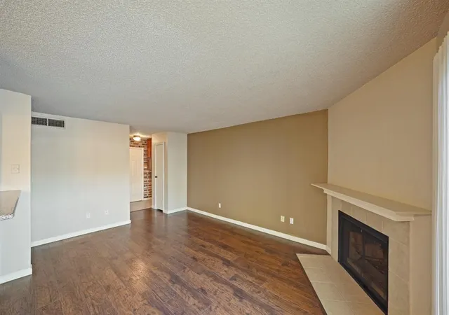Photo 2 of Condominium at 11201 Lynbrook Dr #3101, Houston, TX 77042 | MLS# 88813550 | | Sold on 2025-05-06