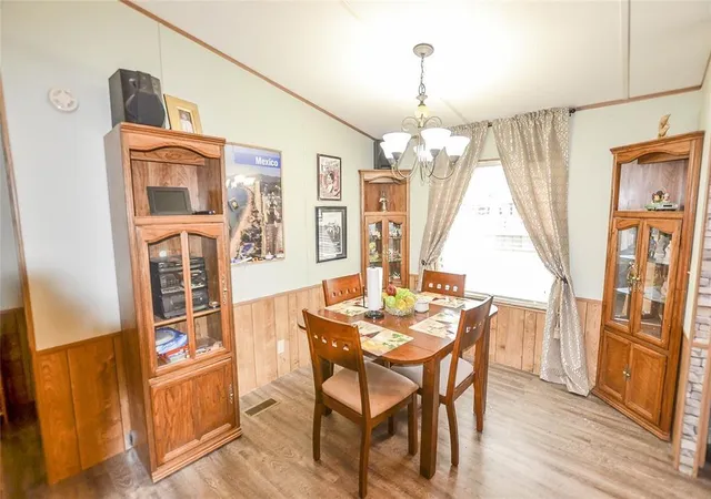 Photo 4 of Single family home for sale at 253 Windwood Dr, Livingston, TX 77351 | MLS# 30825942 | Listing updated on 2026-09-07