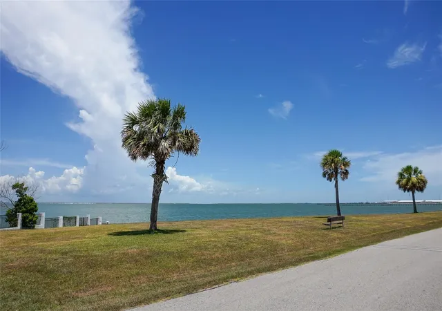 24th image of 210 Fairfield St, La Porte, TX 77571 | MLS# 2893002
