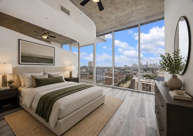 2nd image of 5925 Almeda Rd #11615, Houston, TX 77004 | MLS# 61887382