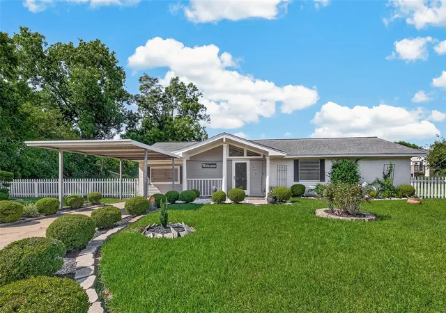 1st image of 7502 Nightingale Cir, Texas City, TX 77591 | MLS# 62227586