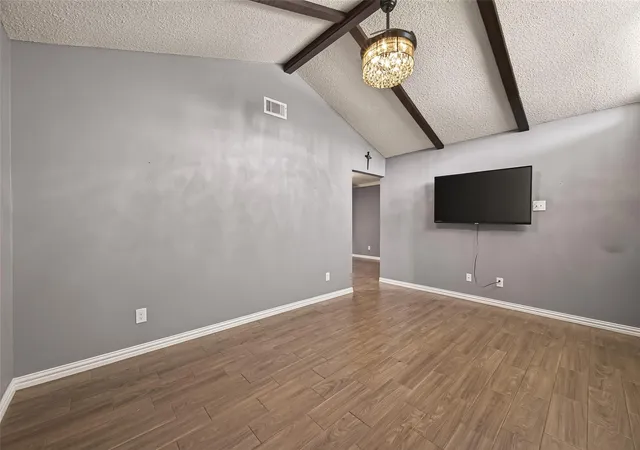 4th image of 7502 Nightingale Cir, Texas City, TX 77591 | MLS# 62227586