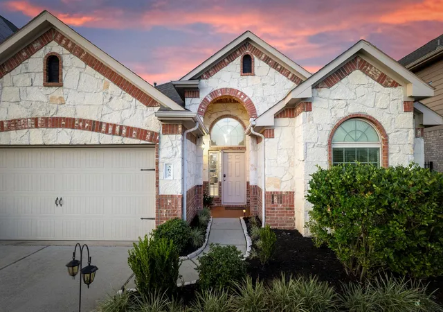 2nd image of 3635 Lake Bend Shore Dr, Spring, TX 77386 | MLS# 49433160