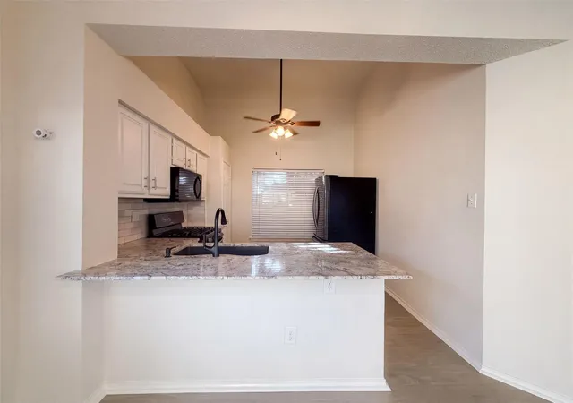 Photo 2 of Sale Pending at 11823 Meadowchase Dr, Houston, TX 77065 | MLS# 18788396 | Listing updated on 2026-09-17