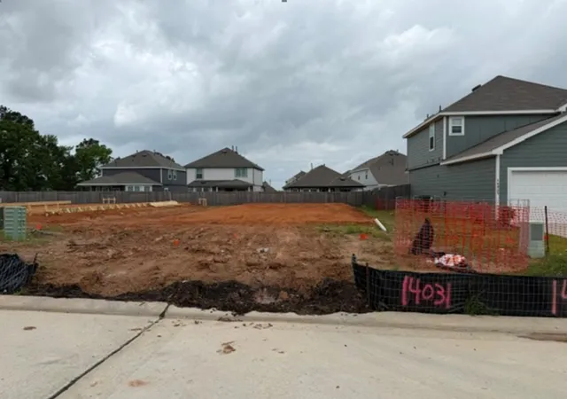 2nd image of 14031 Mount Hunter Dr, Willis, TX 77318 | MLS# 87529798