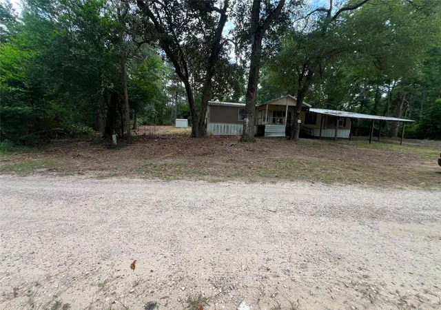 Photo 2 of Single family home for sale at 1036 Big Ft Wallace Trl, Livingston, TX 77351 | MLS# 43493131 | Listing updated on 2026-08-26